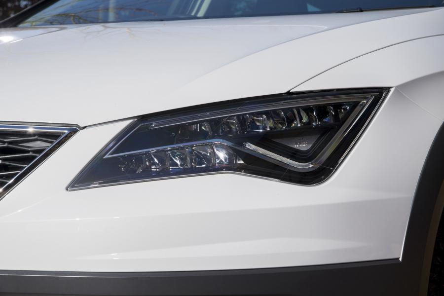 Детали экстерьера Seat Leon X-Perience 4Drive 2017 года  (UK) (фото 11 из 40)